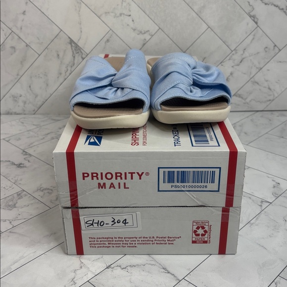 NWOT LifeStride Womens Cherish Light Blue Washable Slip-On Slide Sandals Size 6M - Picture 9 of 9
